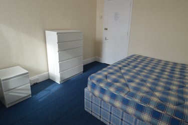 5 bed flat, Nightingale road (Walking distance to UNI), Southsea, Portsmouth, PO53JJ - Image 10